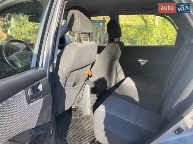 Серый Киа Sportage, объемом двигателя 2 л и пробегом 118 тыс. км за 7800 $, фото 13 на Automoto.ua