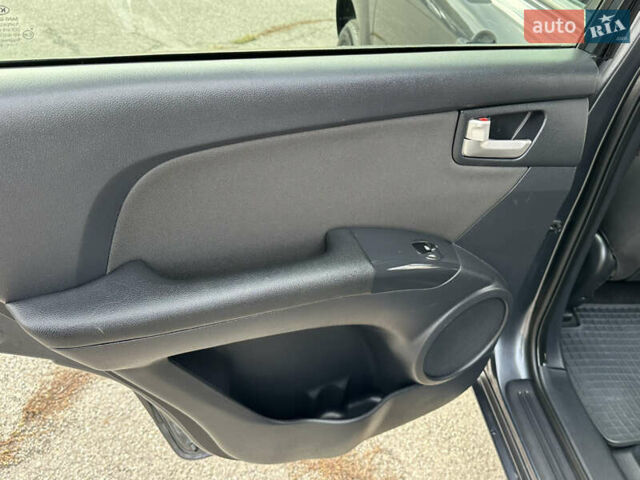 Серый Киа Sportage, объемом двигателя 2 л и пробегом 167 тыс. км за 7600 $, фото 25 на Automoto.ua