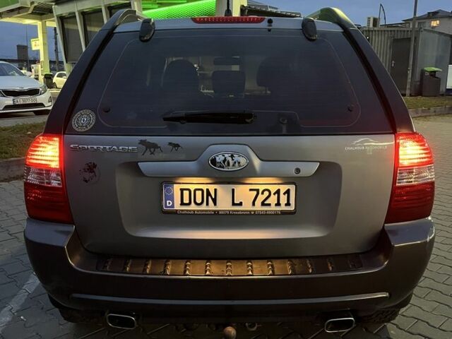 Киа Sportage 2008 в Василькове на Automoto.ua Серый Киа Sportage, объемом двигателя 2 л и пробегом 215 тыс. км за 3500 $, фото 4 на Automoto.ua