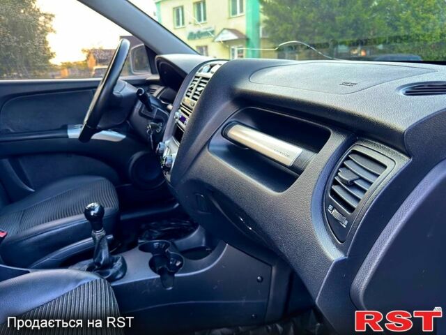 Сірий Кіа Sportage, об'ємом двигуна 2 л та пробігом 178 тис. км за 7450 $, фото 11 на Automoto.ua