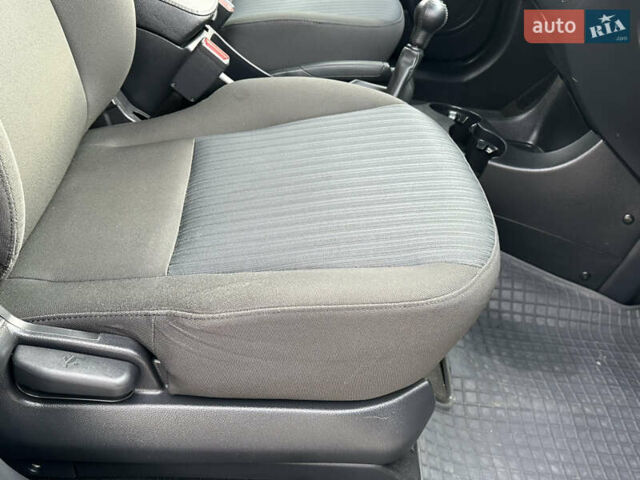 Серый Киа Sportage, объемом двигателя 2 л и пробегом 167 тыс. км за 7600 $, фото 19 на Automoto.ua