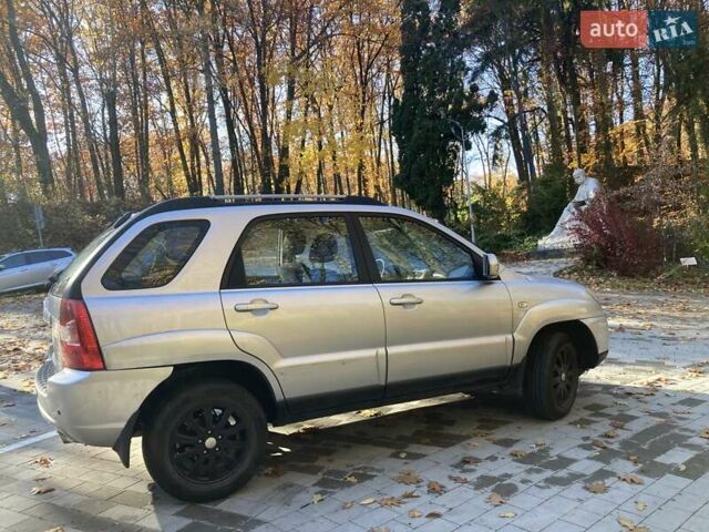 Серый Киа Sportage, объемом двигателя 2 л и пробегом 118 тыс. км за 7800 $, фото 5 на Automoto.ua