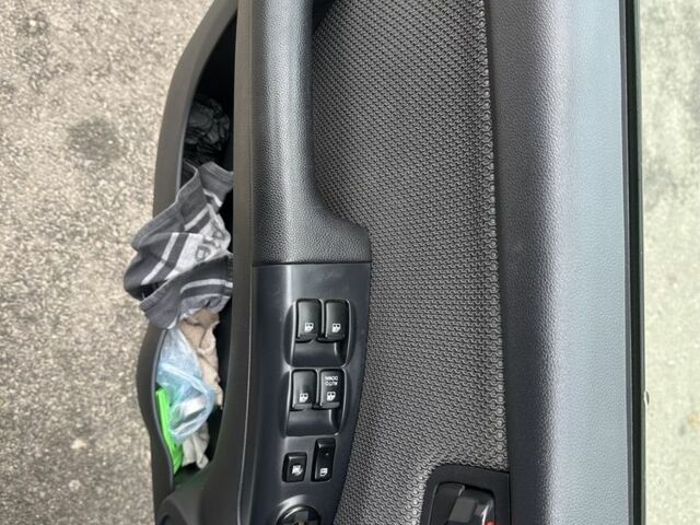 Сірий Кіа Sportage, об'ємом двигуна 2 л та пробігом 124 тис. км за 8300 $, фото 9 на Automoto.ua