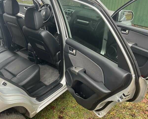 Серый Киа Sportage, объемом двигателя 1.98 л и пробегом 183 тыс. км за 8000 $, фото 9 на Automoto.ua