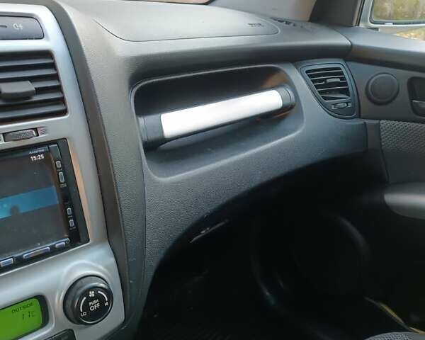 Сірий Кіа Sportage, об'ємом двигуна 1.99 л та пробігом 258 тис. км за 8500 $, фото 2 на Automoto.ua