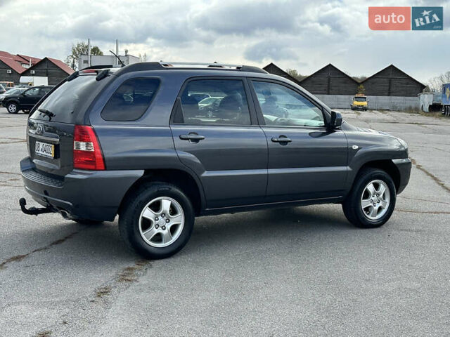 Серый Киа Sportage, объемом двигателя 2 л и пробегом 167 тыс. км за 7600 $, фото 3 на Automoto.ua