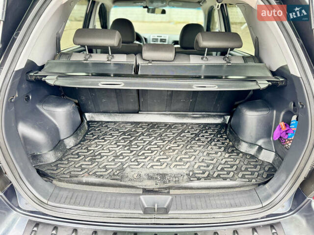 Серый Киа Sportage, объемом двигателя 2.7 л и пробегом 281 тыс. км за 7800 $, фото 9 на Automoto.ua