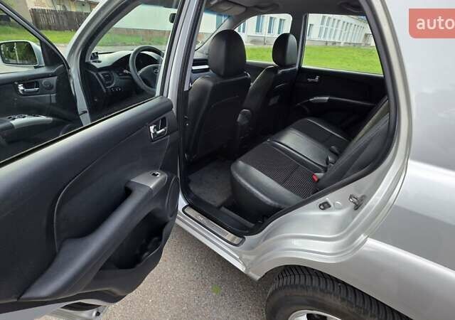 Кіа Sportage 2008 у Шостке на Automoto.ua Сірий Кіа Sportage, об'ємом двигуна 2 л та пробігом 180 тис. км за 8500 $, фото 13 на Automoto.ua