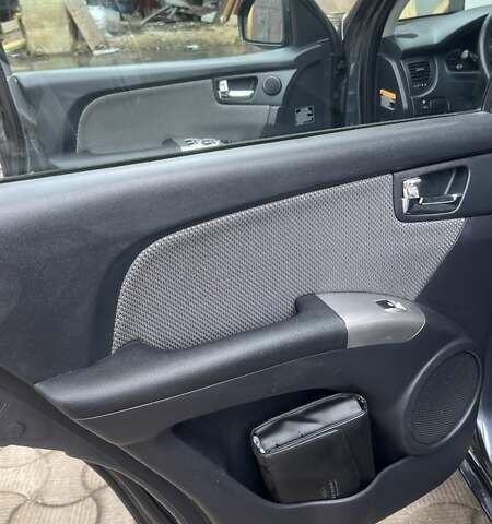 Сірий Кіа Sportage, об'ємом двигуна 1.99 л та пробігом 196 тис. км за 8200 $, фото 6 на Automoto.ua