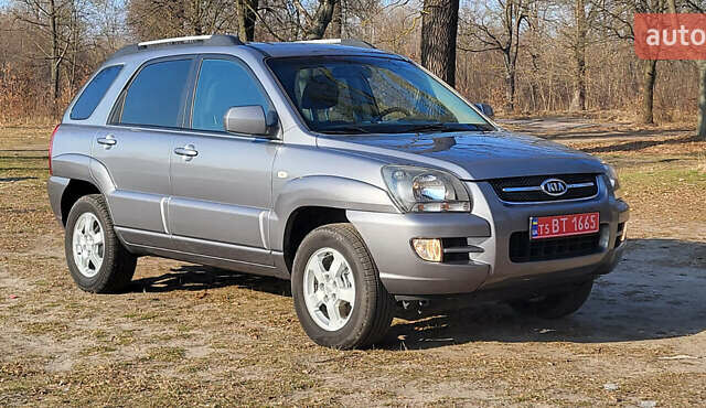 Сірий Кіа Sportage, об'ємом двигуна 2 л та пробігом 199 тис. км за 8690 $, фото 2 на Automoto.ua