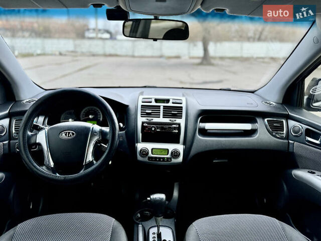 Серый Киа Sportage, объемом двигателя 2.7 л и пробегом 281 тыс. км за 7800 $, фото 19 на Automoto.ua