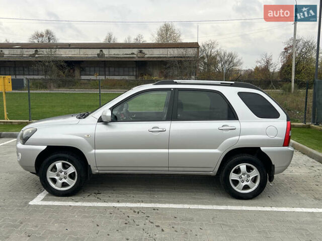 Серый Киа Sportage, объемом двигателя 1.99 л и пробегом 230 тыс. км за 8000 $, фото 6 на Automoto.ua