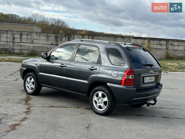 Серый Киа Sportage, объемом двигателя 2 л и пробегом 167 тыс. км за 7600 $, фото 7 на Automoto.ua