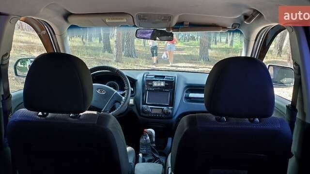 Сірий Кіа Sportage, об'ємом двигуна 2 л та пробігом 167 тис. км за 6700 $, фото 30 на Automoto.ua