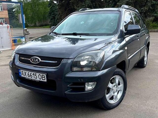 Кіа Sportage 2008 у Харкові на Automoto.ua Сірий Кіа Sportage, об'ємом двигуна 2 л та пробігом 152 тис. км за 8200 $, фото 1 на Automoto.ua