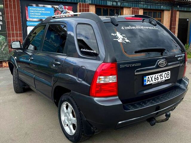 Кіа Sportage 2008 у Харкові на Automoto.ua Сірий Кіа Sportage, об'ємом двигуна 2 л та пробігом 152 тис. км за 8200 $, фото 7 на Automoto.ua