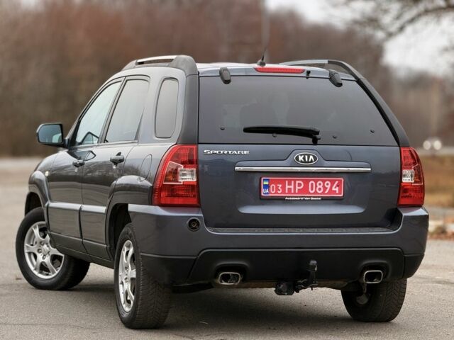 Серый Киа Sportage, объемом двигателя 2 л и пробегом 228 тыс. км за 8600 $, фото 8 на Automoto.ua