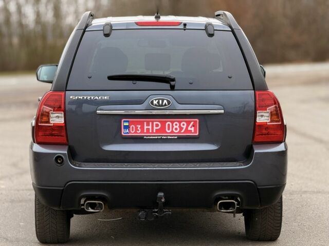 Серый Киа Sportage, объемом двигателя 2 л и пробегом 228 тыс. км за 8600 $, фото 7 на Automoto.ua