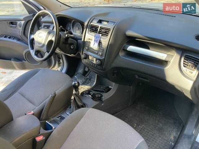 Серый Киа Sportage, объемом двигателя 2 л и пробегом 118 тыс. км за 7800 $, фото 14 на Automoto.ua