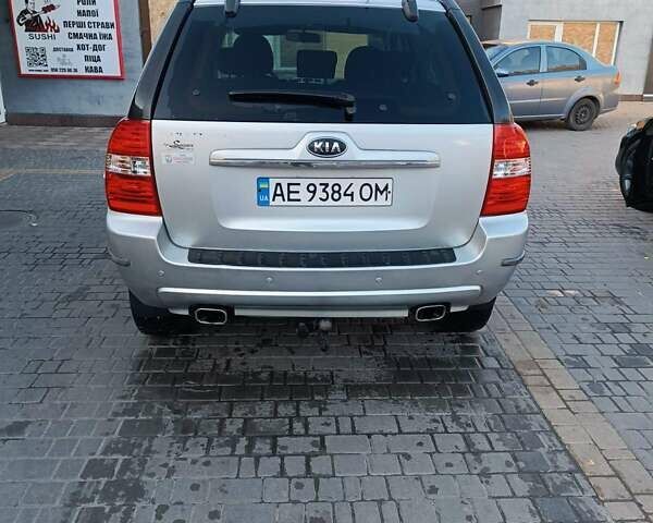 Сірий Кіа Sportage, об'ємом двигуна 1.99 л та пробігом 258 тис. км за 8500 $, фото 1 на Automoto.ua