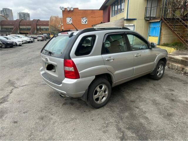 Сірий Кіа Sportage, об'ємом двигуна 2 л та пробігом 124 тис. км за 8300 $, фото 3 на Automoto.ua