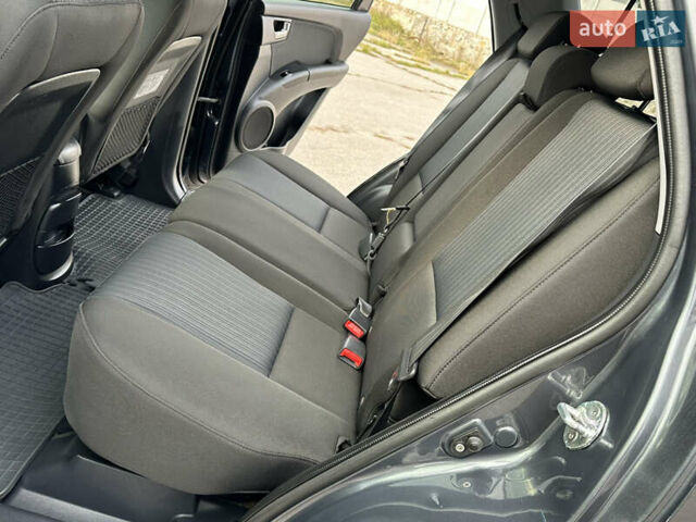 Серый Киа Sportage, объемом двигателя 2 л и пробегом 167 тыс. км за 7600 $, фото 23 на Automoto.ua