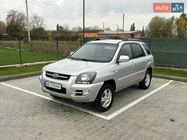 Серый Киа Sportage, объемом двигателя 1.99 л и пробегом 230 тыс. км за 8000 $, фото 5 на Automoto.ua