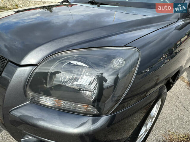 Серый Киа Sportage, объемом двигателя 2 л и пробегом 167 тыс. км за 7600 $, фото 33 на Automoto.ua