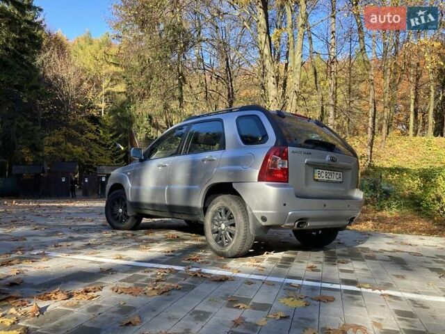 Серый Киа Sportage, объемом двигателя 2 л и пробегом 118 тыс. км за 7800 $, фото 6 на Automoto.ua