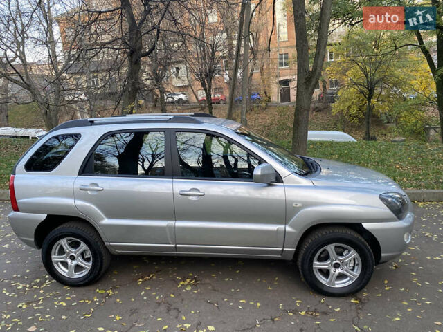 Серый Киа Sportage, объемом двигателя 2 л и пробегом 171 тыс. км за 7850 $, фото 6 на Automoto.ua