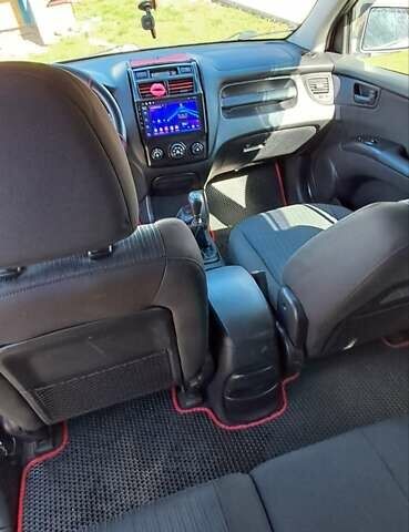 Серый Киа Sportage, объемом двигателя 1.98 л и пробегом 223 тыс. км за 8200 $, фото 19 на Automoto.ua