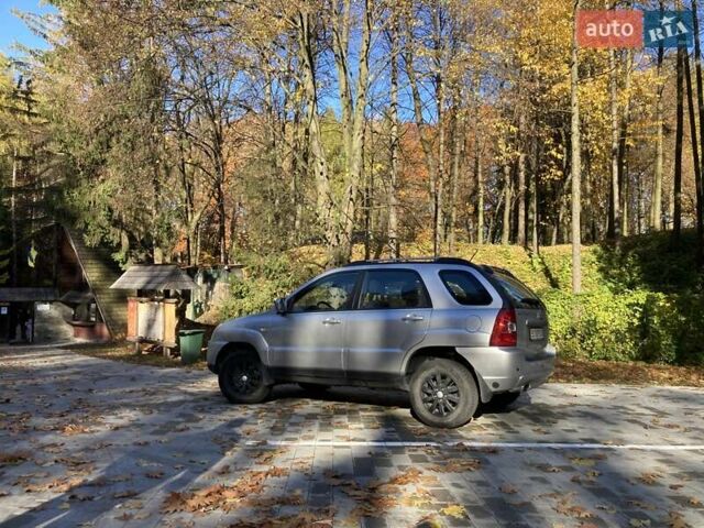 Серый Киа Sportage, объемом двигателя 2 л и пробегом 118 тыс. км за 7800 $, фото 7 на Automoto.ua