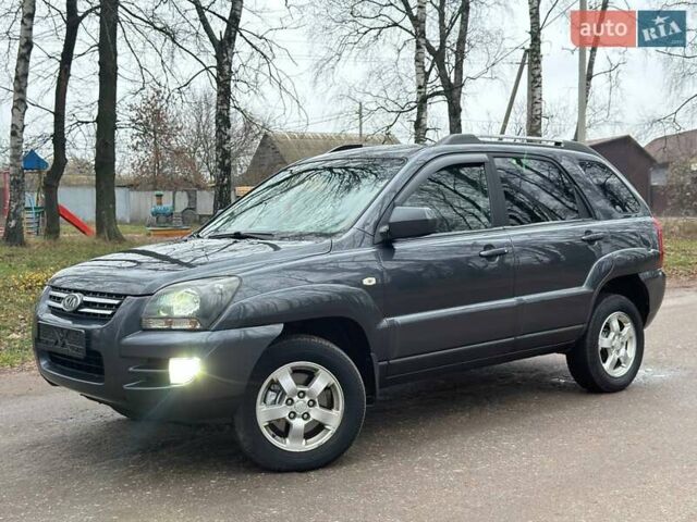 Серый Киа Sportage, объемом двигателя 2 л и пробегом 165 тыс. км за 7490 $, фото 1 на Automoto.ua