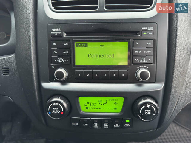 Серый Киа Sportage, объемом двигателя 2 л и пробегом 86 тыс. км за 10200 $, фото 25 на Automoto.ua