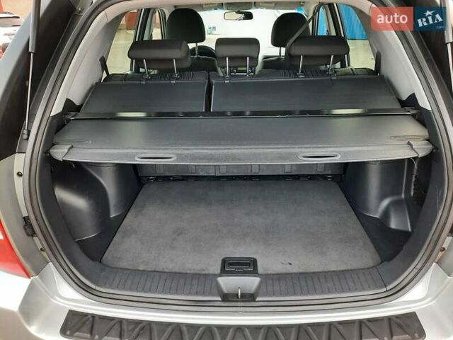 Серый Киа Sportage, объемом двигателя 2 л и пробегом 186 тыс. км за 9100 $, фото 104 на Automoto.ua