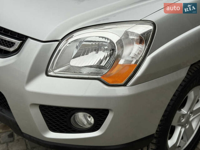 Серый Киа Sportage, объемом двигателя 2 л и пробегом 86 тыс. км за 10200 $, фото 34 на Automoto.ua