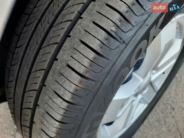 Серый Киа Sportage, объемом двигателя 2 л и пробегом 186 тыс. км за 9100 $, фото 37 на Automoto.ua