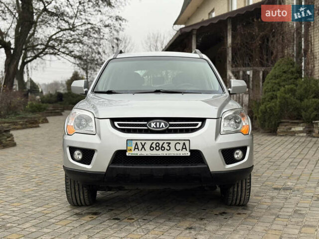 Серый Киа Sportage, объемом двигателя 2 л и пробегом 86 тыс. км за 10200 $, фото 1 на Automoto.ua