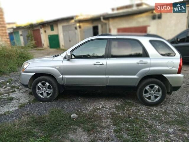 Серый Киа Sportage, объемом двигателя 1.99 л и пробегом 135 тыс. км за 9300 $, фото 22 на Automoto.ua