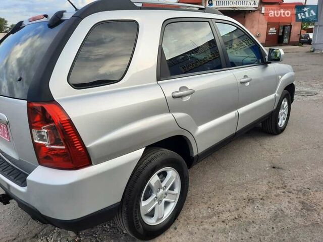 Серый Киа Sportage, объемом двигателя 2 л и пробегом 186 тыс. км за 9100 $, фото 111 на Automoto.ua