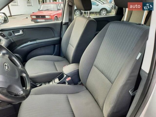 Серый Киа Sportage, объемом двигателя 2 л и пробегом 186 тыс. км за 9100 $, фото 46 на Automoto.ua