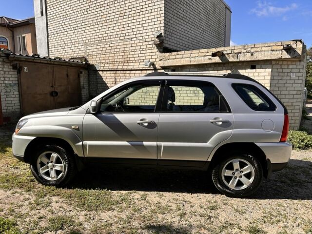 Серый Киа Sportage, объемом двигателя 2 л и пробегом 85 тыс. км за 9593 $, фото 1 на Automoto.ua