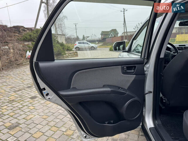 Серый Киа Sportage, объемом двигателя 2 л и пробегом 86 тыс. км за 10200 $, фото 16 на Automoto.ua