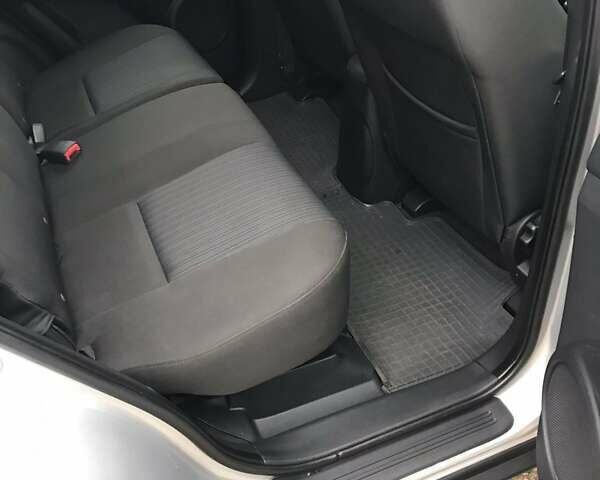 Сірий Кіа Sportage, об'ємом двигуна 2 л та пробігом 180 тис. км за 8890 $, фото 12 на Automoto.ua