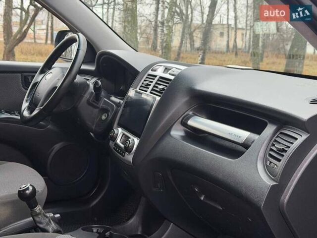 Серый Киа Sportage, объемом двигателя 2 л и пробегом 165 тыс. км за 7490 $, фото 21 на Automoto.ua