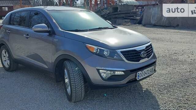 Сірий Кіа Sportage, об'ємом двигуна 2.36 л та пробігом 266 тис. км за 12200 $, фото 2 на Automoto.ua