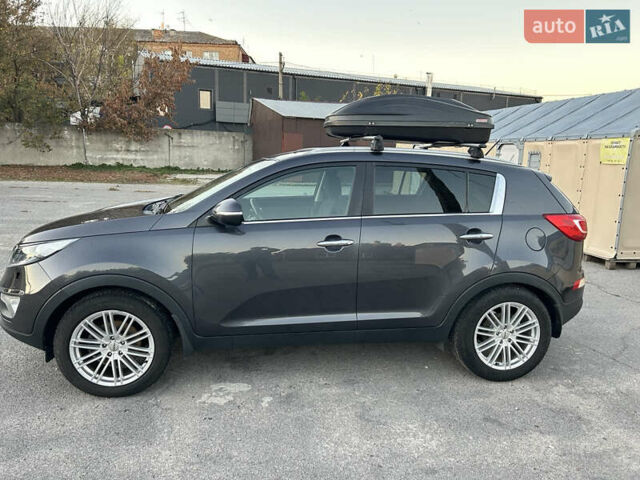 Серый Киа Sportage, объемом двигателя 1.7 л и пробегом 231 тыс. км за 11500 $, фото 4 на Automoto.ua
