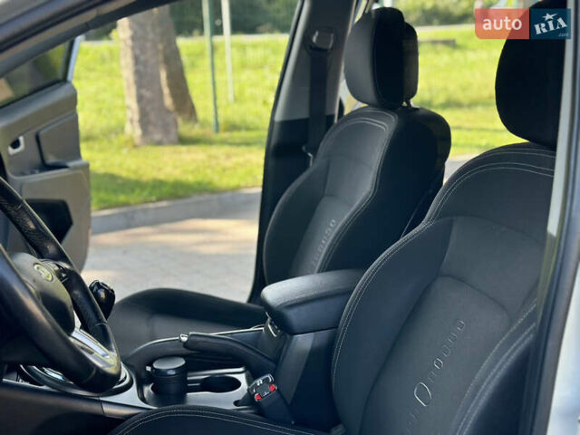 Серый Киа Sportage, объемом двигателя 1.69 л и пробегом 320 тыс. км за 11499 $, фото 24 на Automoto.ua