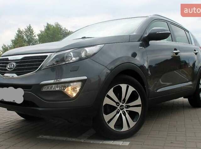 Серый Киа Sportage, объемом двигателя 2 л и пробегом 162 тыс. км за 12500 $, фото 16 на Automoto.ua