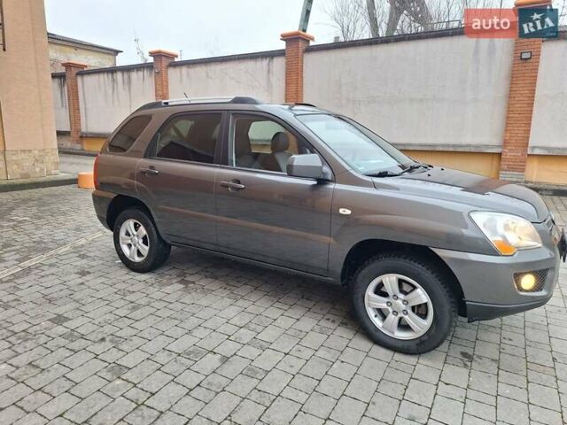 Серый Киа Sportage, объемом двигателя 2 л и пробегом 162 тыс. км за 8350 $, фото 10 на Automoto.ua